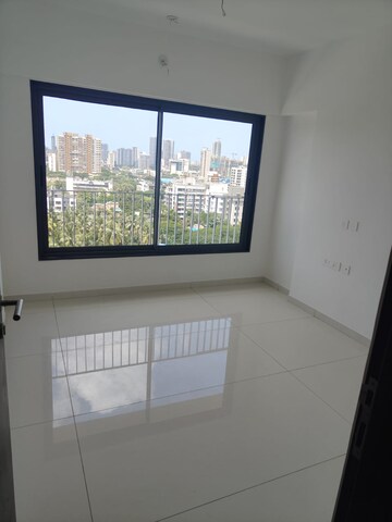 Room in 2 BHK Apartment at Arkade Aspire, Goregaon East – for Sale