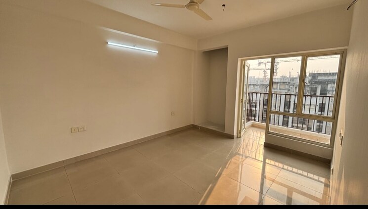 Room, paras-tierea 2 Bedroom 825 Sq.Ft. Apartment In Sector 137 Noida 8007463