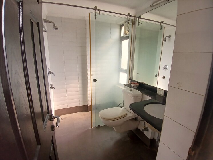 Bathroom, unitech-fresco 3 Bedroom 1877 Sq.Ft. Apartment In Sector 50 Gurgaon 8007521