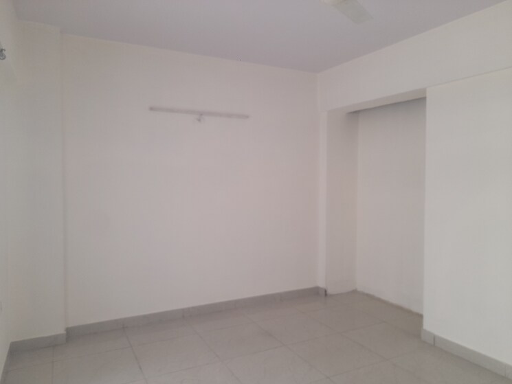 Room, shiv-sai-emerald-heights 3 Bedroom 1800 Sq.Ft. Apartment In Sector 88 Faridabad 8007526