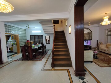 Parking in 4 BHK Apartment at Kalyan Nagar – for Sale