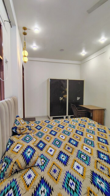 Bedroom in 2 BHK Builder Floor at Hong Kong Bazaar, Sector 57 – for Rent