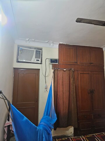 Furnished Amenities in 2 BHK Villa at RWA Apartments Sector 26, Sector 26 – for Rent