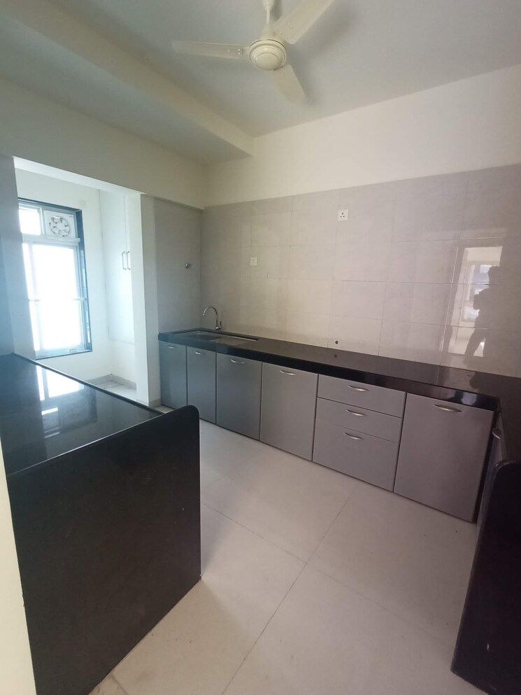 Kitchen, lodha-new-cuffe-parade 4 Bedroom 2005 Sq.Ft. Apartment In Wadala Mumbai 8007607