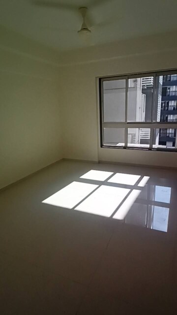 Room in 4 BHK Apartment at Lodha New Cuffe Parade, Wadala – for Sale