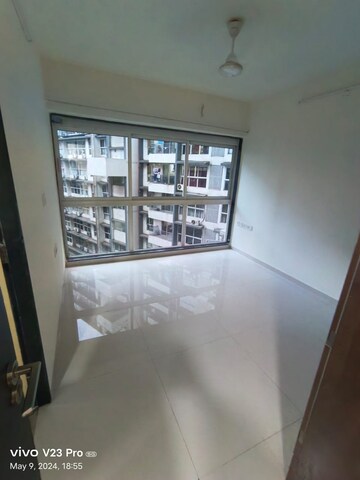 Room in 4 BHK Apartment at Lodha New Cuffe Parade, Wadala – for Sale