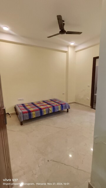 Master Bedroom in 2 BHK Builder Floor at Sector 46 – for Rent