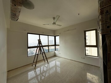Room in 3 BHK Apartment at L&T Emerald Isle, Powai – for Rent