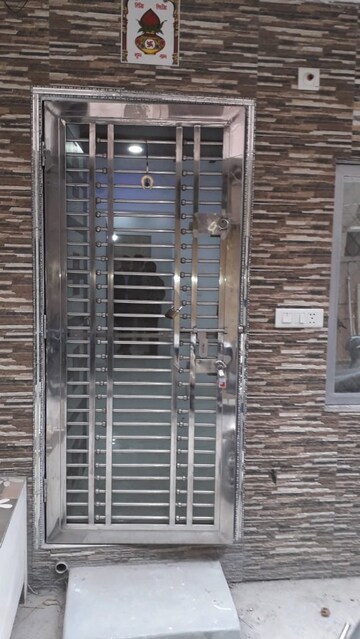 1.5 BHK Apartment – Exterior View View at Paschim Vihar - for Rent