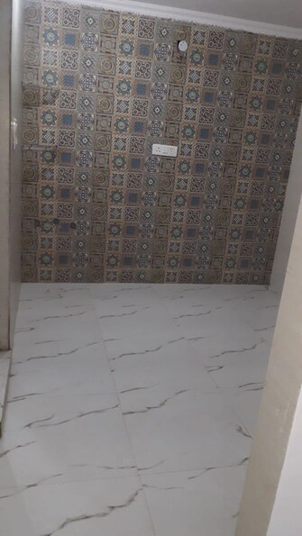 1.5 BHK Apartment For Rent in Paschim Vihar Delhi  8007629