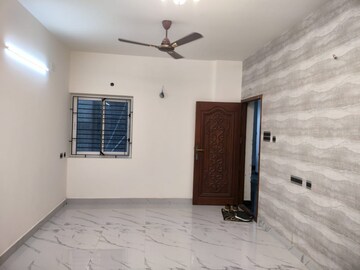 Room in 2 BHK Builder Floor at Kolapakkam – for Sale