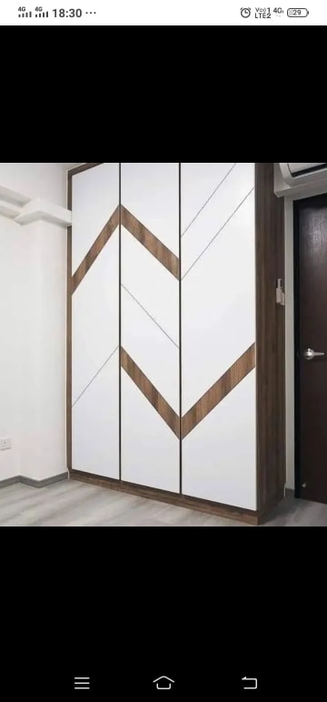Room in 3 BHK Apartment at Mahagun Mywoods, Sector 16c Greater Noida – for Rent
