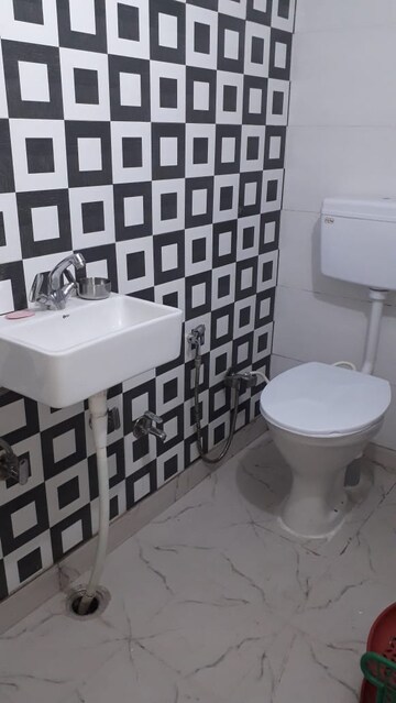 Bathroom in 1.5 BHK Apartment at Paschim Vihar – for Sale