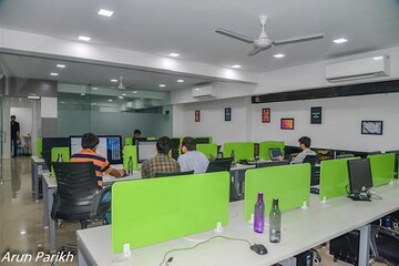 Team Area in  Office Space in IT/SEZ at Vastrapur – for Rent