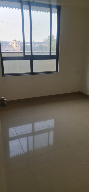 Room in 2 BHK Apartment at Shree Sadan Vasna, Vasna – for Rent