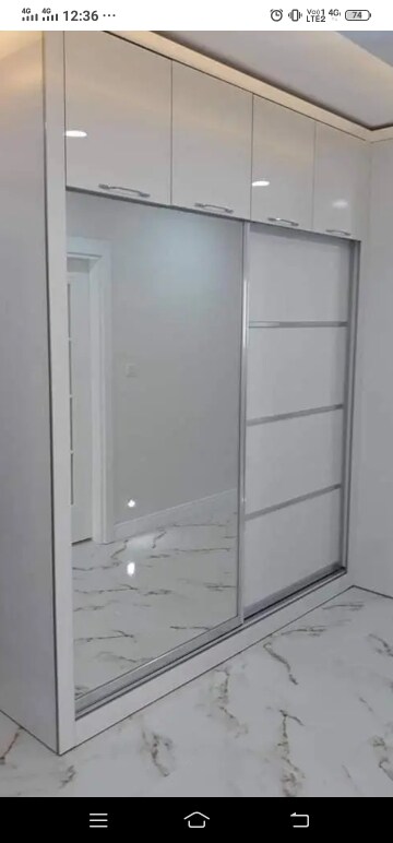 Room in 3 BHK Apartment at Mahagun Mywoods, Sector 16c Greater Noida – for Rent