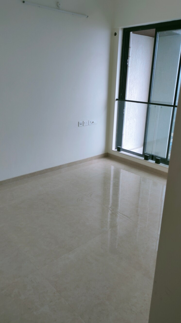 Room, dosti-eastern-bay 2 Bedroom 686 Sq.Ft. Apartment In Wadala Mumbai 8007747