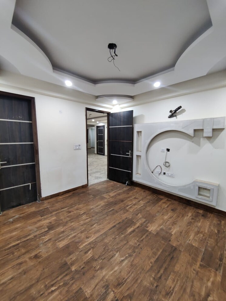 Kitchen, bptp-eden-estate 3 Bedroom 250 Sq.Yd. Builder Floor In Sector 81 Faridabad 8007759