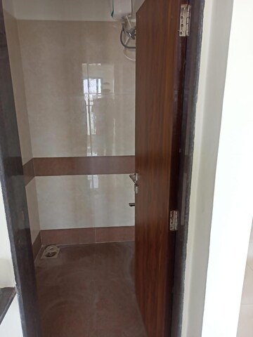 Bathroom in 3 BHK Apartment at Vaibhavlaxmi East Syde, Ghatkopar East – for Rent