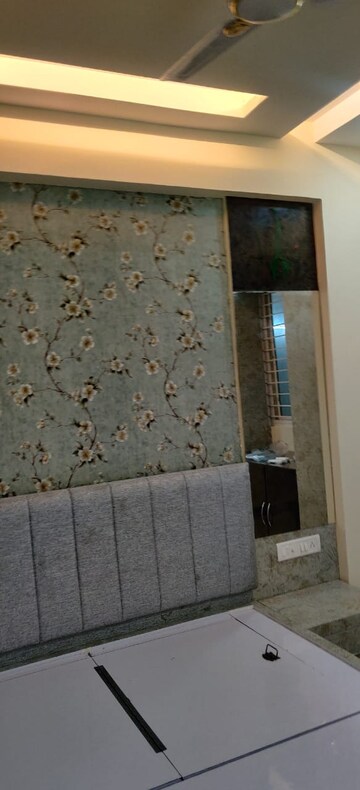 Furnished Amenities in 2 BHK Independent House at Sudama Nagar – for Rent