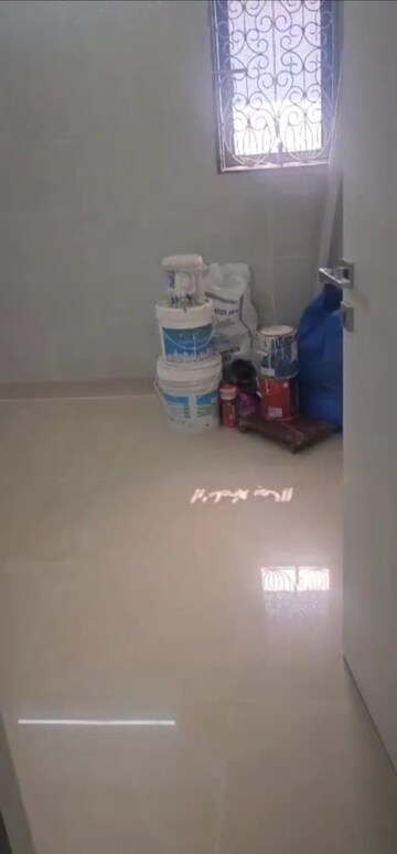 Parking in 1 BHK Apartment at Amity Hive 97, Malad East – for Rent
