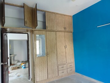 Furnished Amenities in 2.5 BHK Apartment at AVL Aakruthi, Manikonda – for Rent