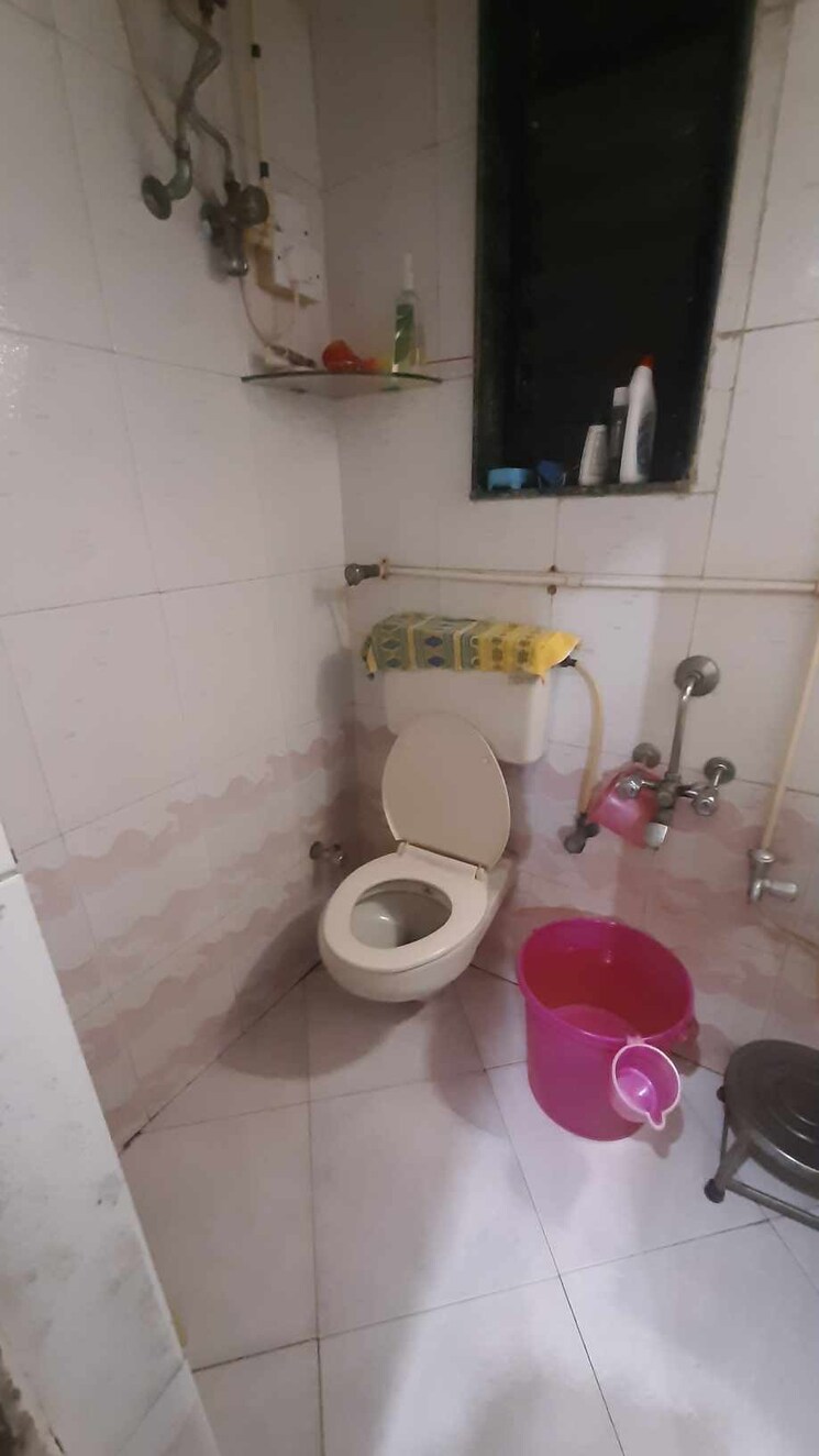 Bathroom, krishna-galaxy-santacruz 2 Bedroom 1000 Sq.Ft. Apartment In Santacruz East Mumbai 8007894