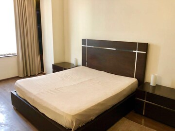 Bedroom in 3 BHK Apartment at Defence Colony – for Rent