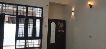 Building Lobby in 3 BHK Villa at Sector 50 – for Rent