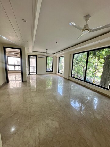 Room in 4 BHK Apartment at Anand Niketan – for Rent
