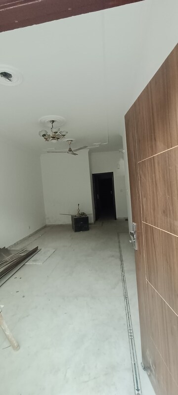 Room in 2 BHK Apartment at Jamuna Enclave, Ambala Highway – for Sale
