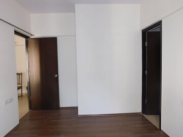 Furnished Amenities in 3 BHK Apartment at Lodha Splendora Phase II, Ghodbunder Road – for Rent