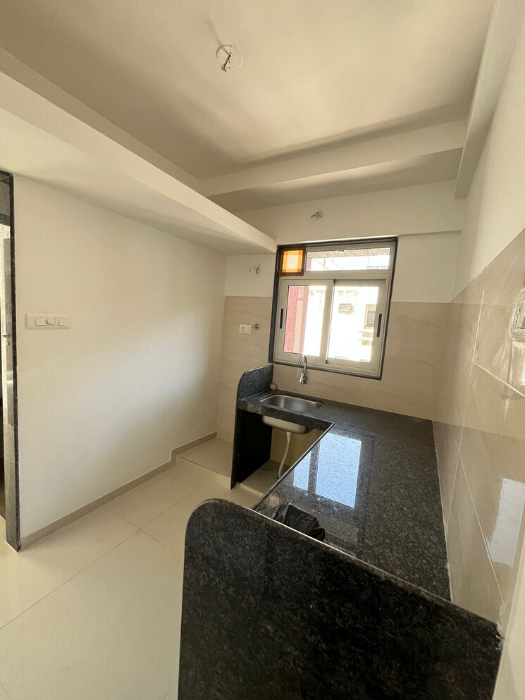 Kitchen, marathon-eminence 2 Bedroom 569 Sq.Ft. Apartment In Mulund West Mumbai 8007984