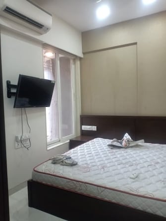 2 BHK Apartment For Rent in Rukmani Building Dadar East Mumbai  8007992