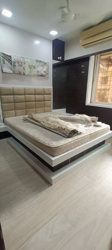 Bedroom in 2 BHK Apartment at Nerul – for Rent