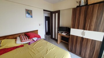 Master Bedroom in 2 BHK Apartment at Shanti Green Palms, Ghansoli – for Rent