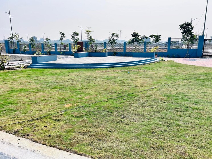 Garden, mahalaxmi-nagar-37  1200 Sq.Ft. Plot In Kotewada Nagpur 8008042