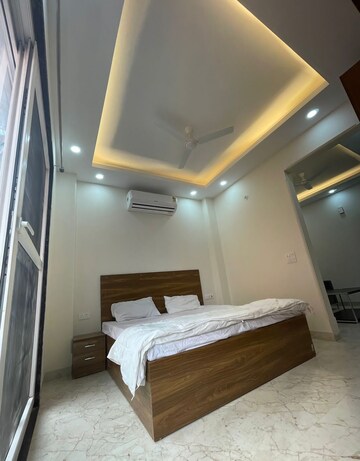 Living Room in 1 BHK Builder Floor at Sector 45 – for Rent