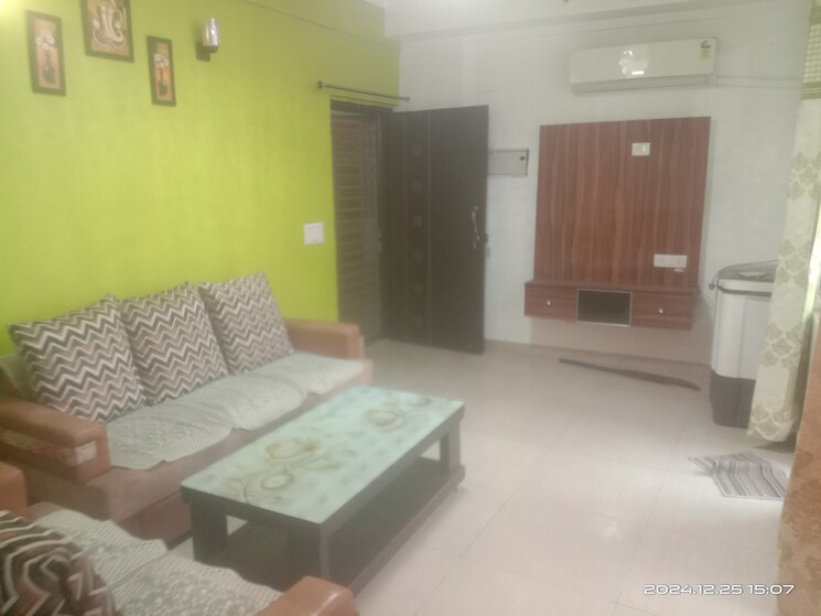 Living Room, supertech-oxford-suites 4 Bedroom 2300 Sq.Ft. Apartment In Sector 16b Greater Noida Greater Noida 8008101