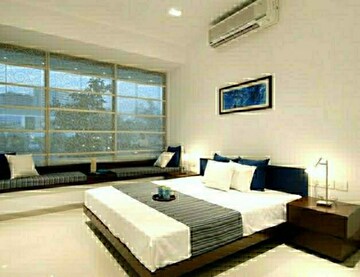 Bedroom in 6 BHK Apartment at Oberoi Exquisite Goregaon, Goregaon East – for Sale