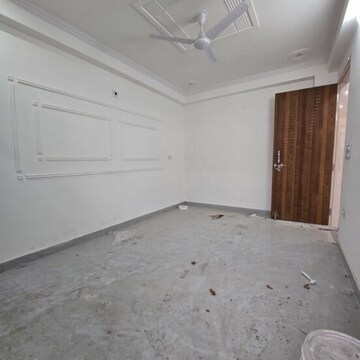 Room in 1 BHK Builder Floor at Panchsheel Vihar – for Rent