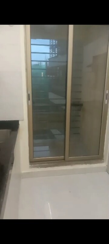 Furnished Amenities in 2 BHK Apartment at MJ Shah Centrio, Govandi – for Rent