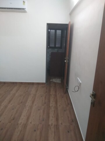 Room in 1.5 BHK Apartment at MICL Aaradhya Nine, Ghatkopar East – for Rent