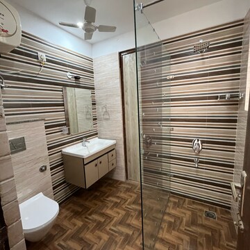 Bathroom in 4 BHK Builder Floor at Ansal Sushant Lok I, Sushant Lok I – for Rent