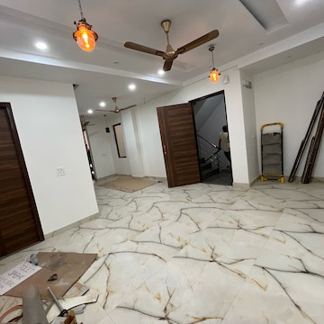 Living Room in 4 BHK Builder Floor at Ansal Sushant Lok I, Sushant Lok I – for Rent