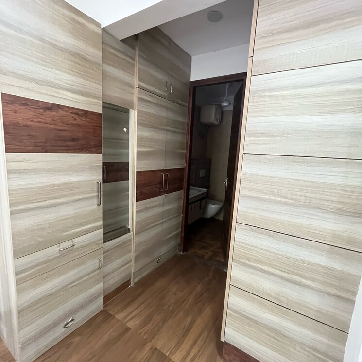 Bathroom, ansal-sushant-lok-i 4 Bedroom 2700 Sq.Ft. Builder Floor In Sushant Lok I Gurgaon 8008109