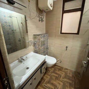 Bathroom in 4 BHK Builder Floor at Ansal Sushant Lok I, Sushant Lok I – for Rent
