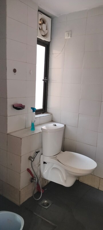 Master Bedroom in 2.5 BHK Apartment at Ireo The Corridors, Sector 67a – for Rent
