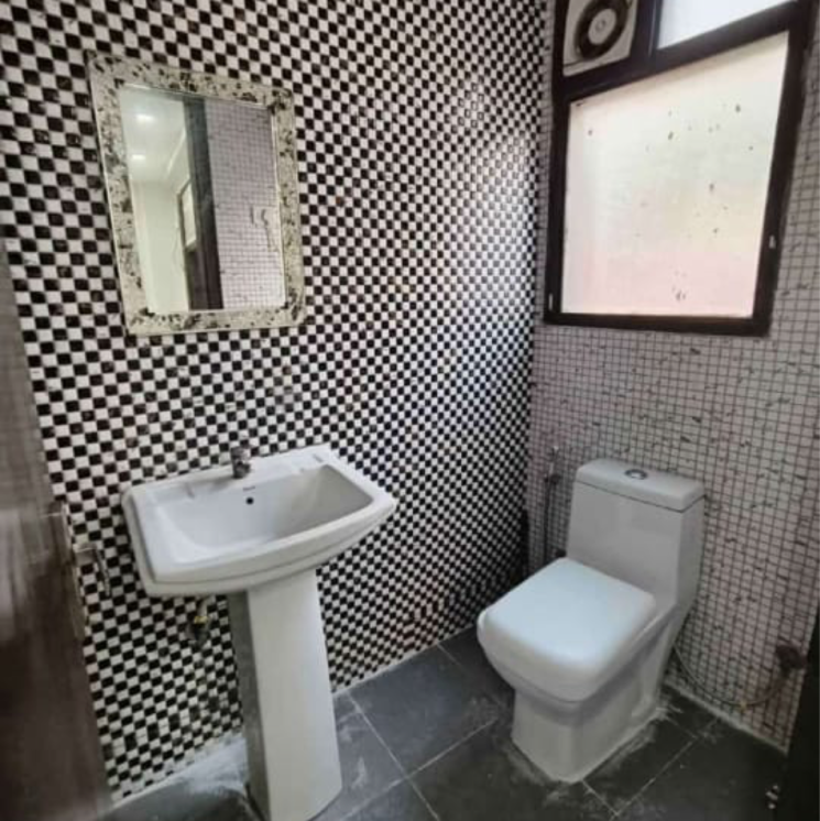 Bathroom, panchsheel vihar 2 Bedroom 800 Sq.Ft. Builder Floor In Panchsheel Vihar Delhi 8008132