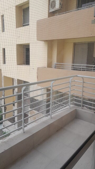 Master Bedroom in 3 BHK Apartment at Unitech Fresco, Sector 50 – for Rent